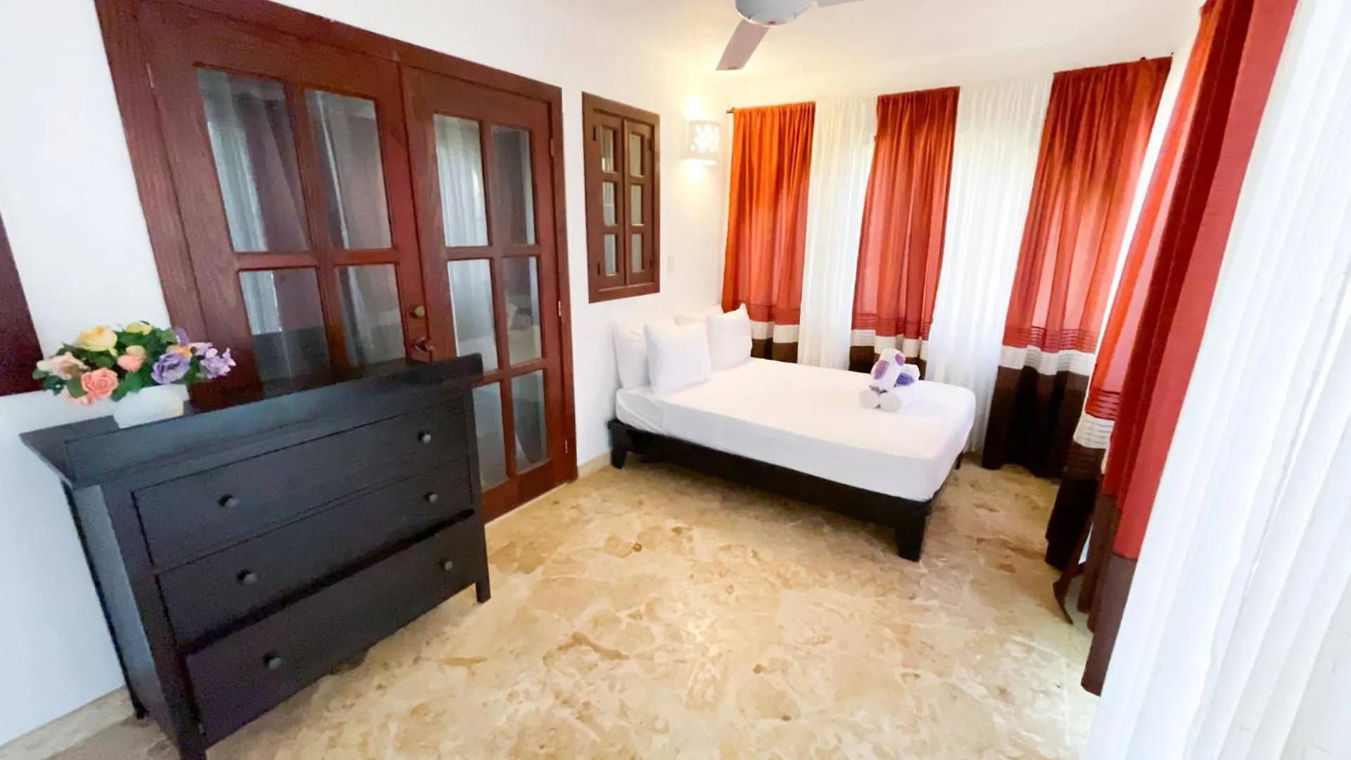Tropical Suites Villas And Homes - Beach Club, Spa, Restaurants - Playa Los Corales Πούντα Κάνα