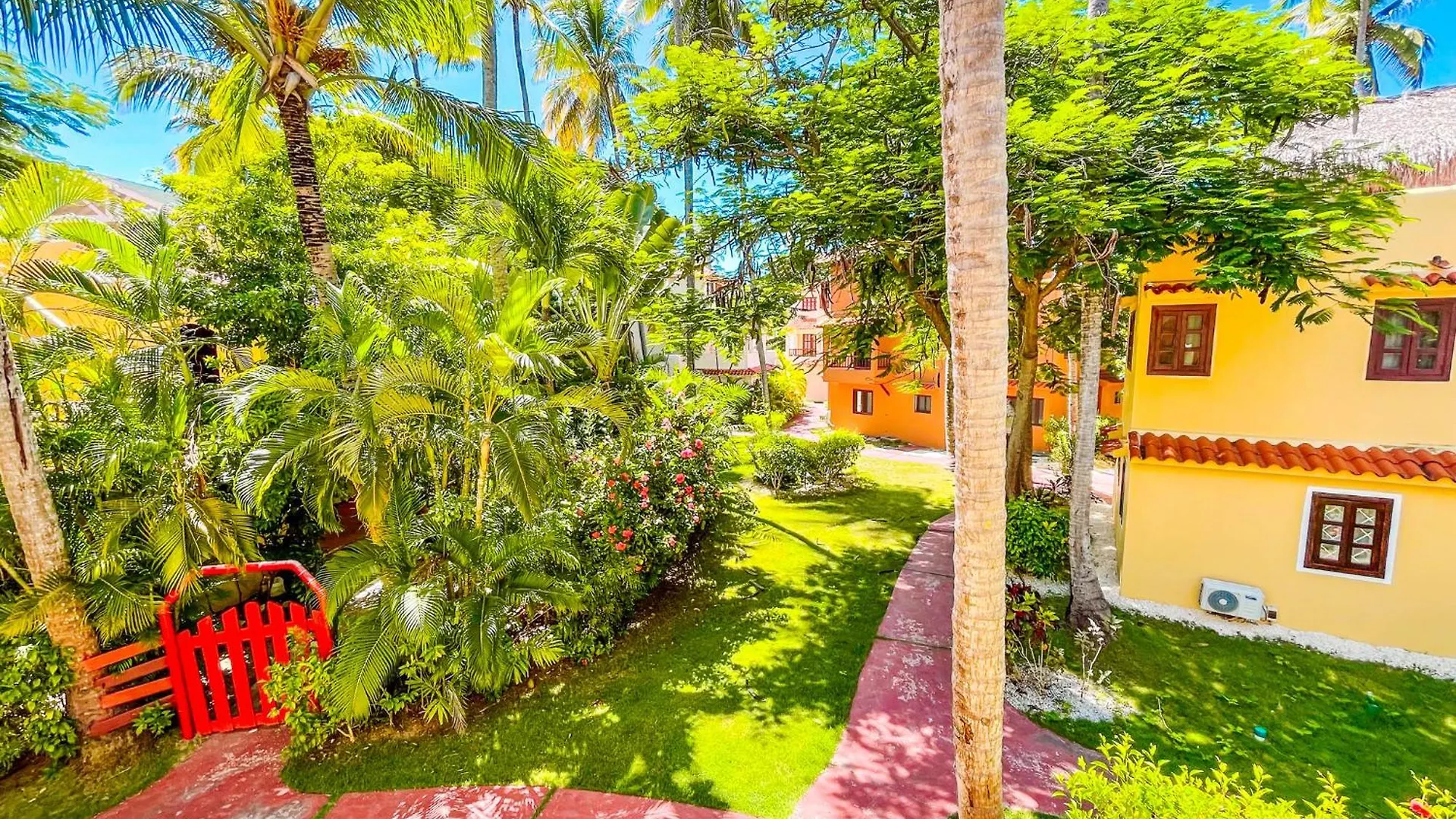 Tropical Suites Villas And Homes - Beach Club, Spa, Restaurants - Playa Los Corales Πούντα Κάνα Ξενοδοχείο
